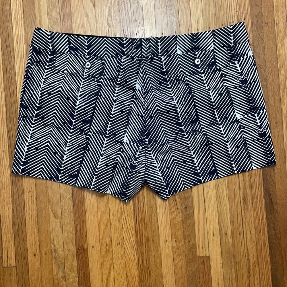 Tory Burch Short - Picture 4 of 7